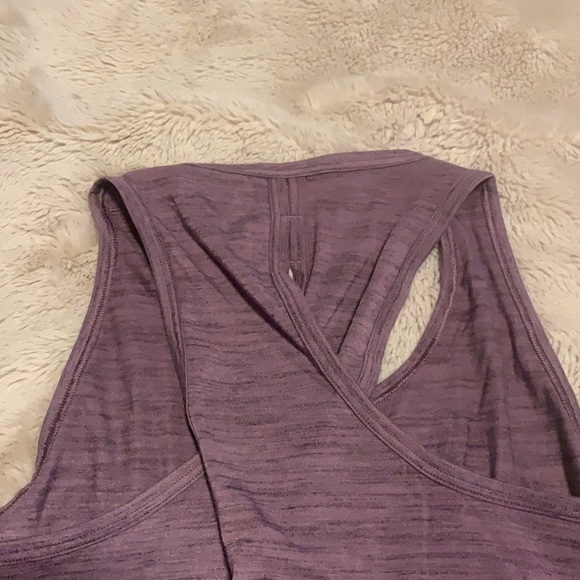 Athleta twist back tie back tank - Picture 3 of 4